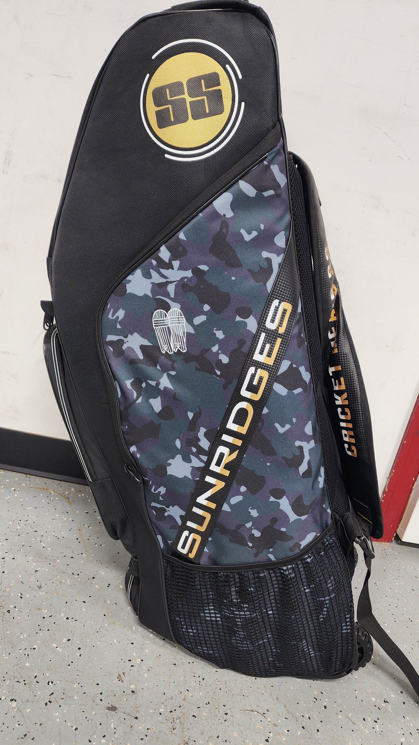 SS SUPER SELECT Duffle Kit Bag