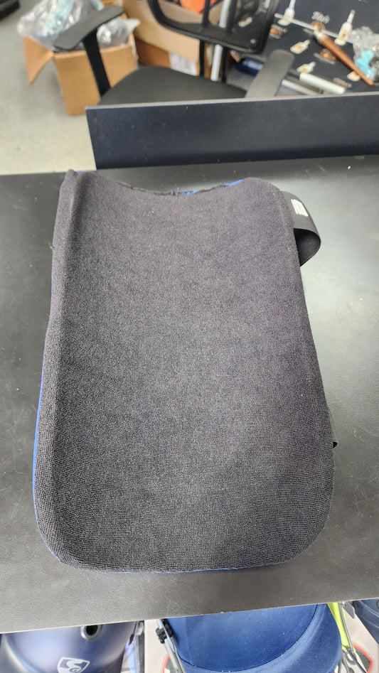 Forma thigh guard royal blue