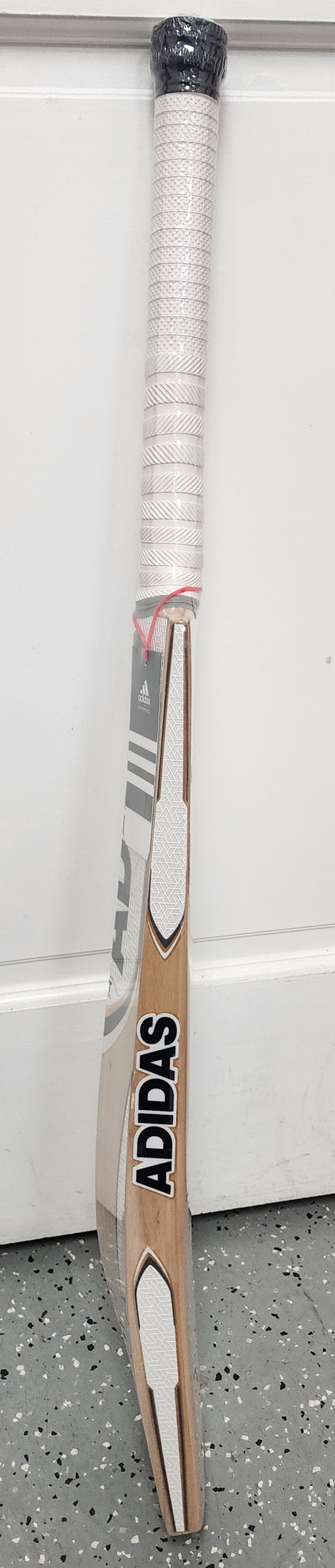 Adidas XT White 4.0 English Willow Cricket Bat
