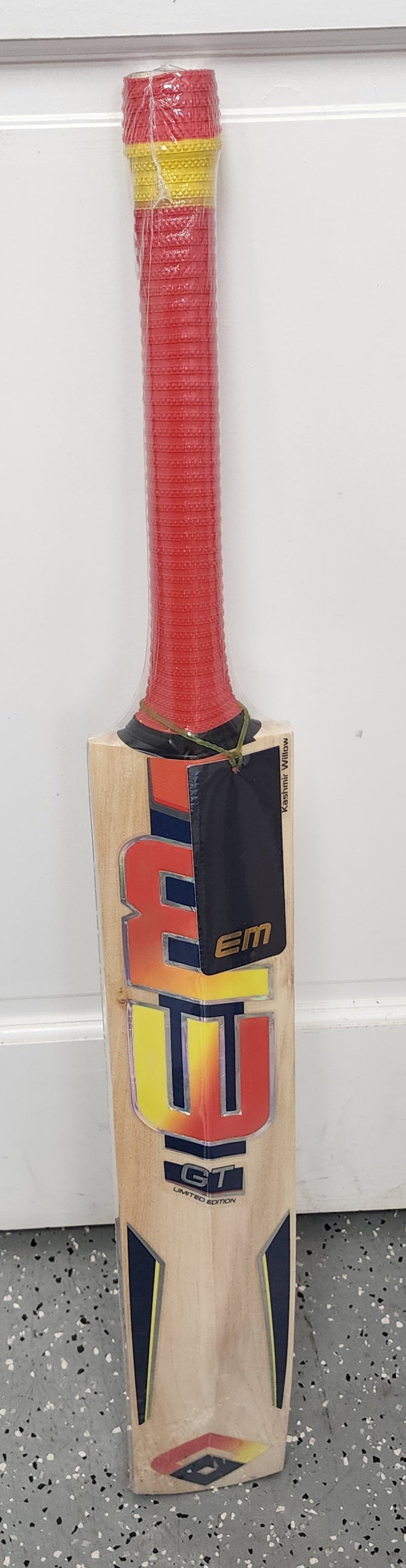 EM GT SERIES XR 7000 Kashmir Willow cricket bat