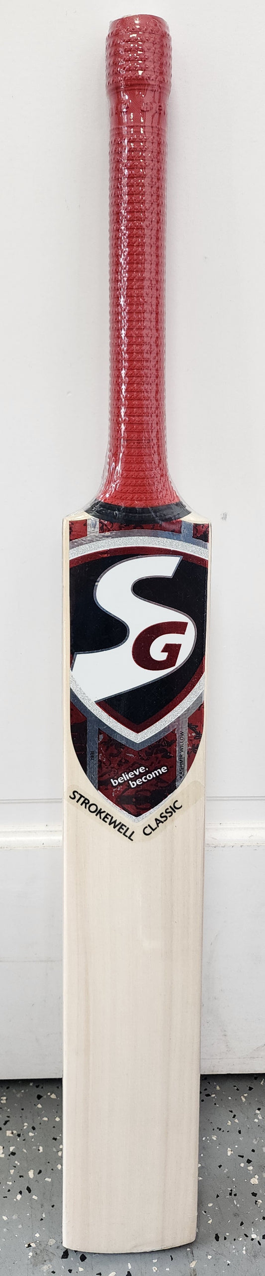 SG Strokewell Classic Kashmir Willow Cricket Bat