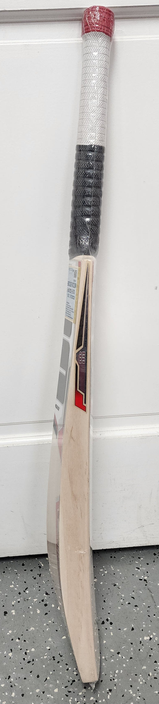 SS Master 9000 English Willow Bat