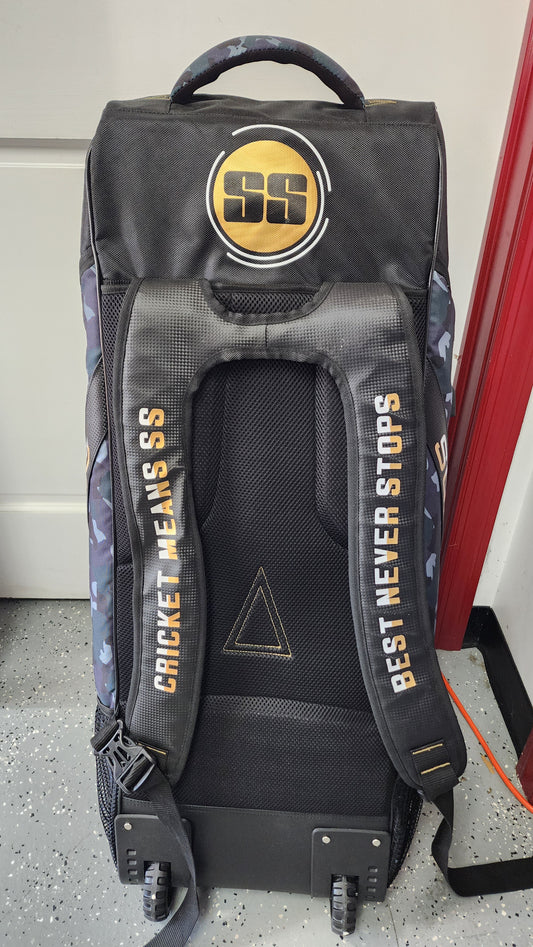 SS SUPER SELECT Duffle Kit Bag