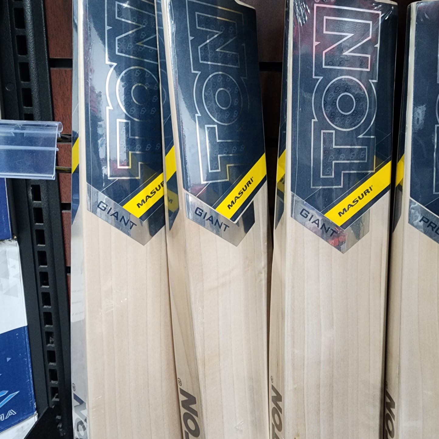 SS TON MASURI GIANT English Willow Cricket Bat