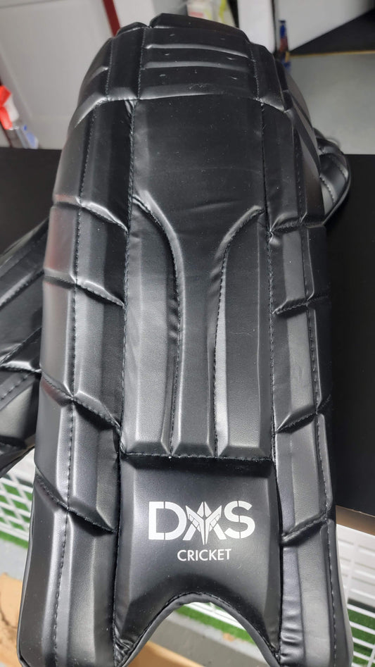 DAS Cricket Lightweight Batting pads Legguards - Black Edition