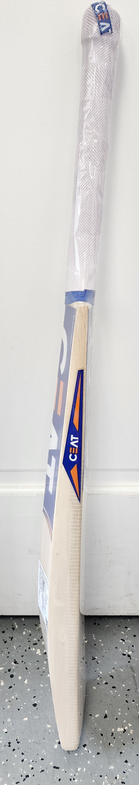 CEAT Grip Master Kashmir Willow Cricket Bat