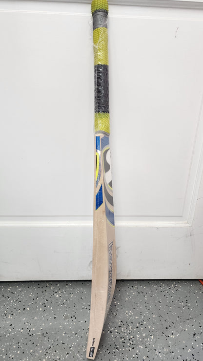SG SIERRA 350 English Willow Cricket bat