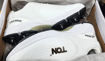 SS PRO 9000 Cricket Shoes