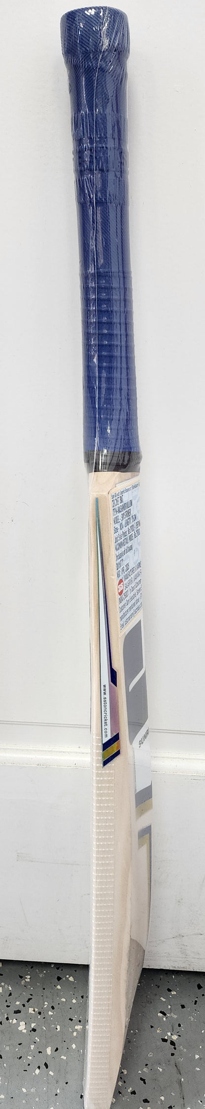 SS SKY STRIKER Kashmir Willow Cricket Bat