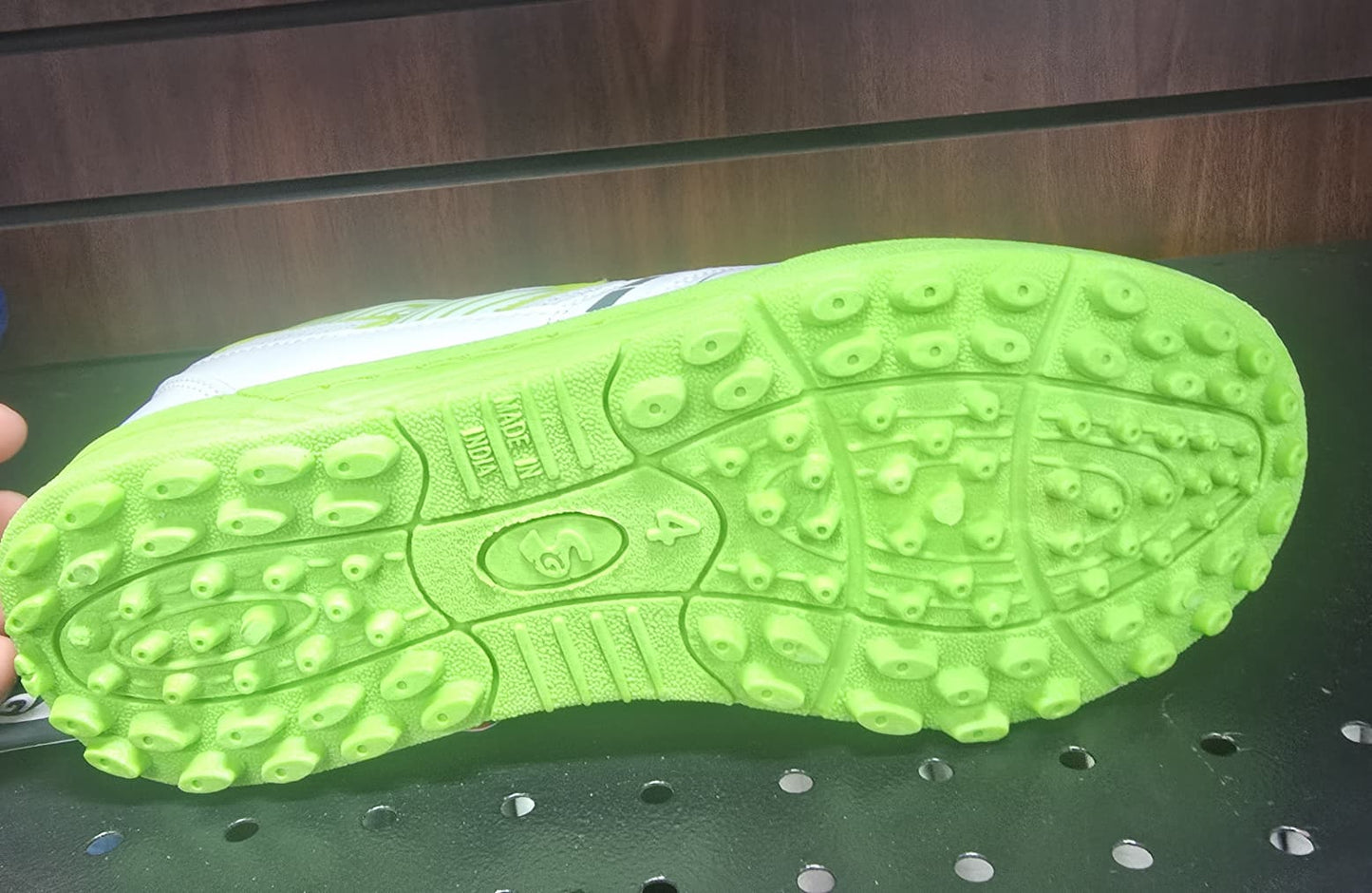 SG Savage Stud Prime Cricket Shoes Green
