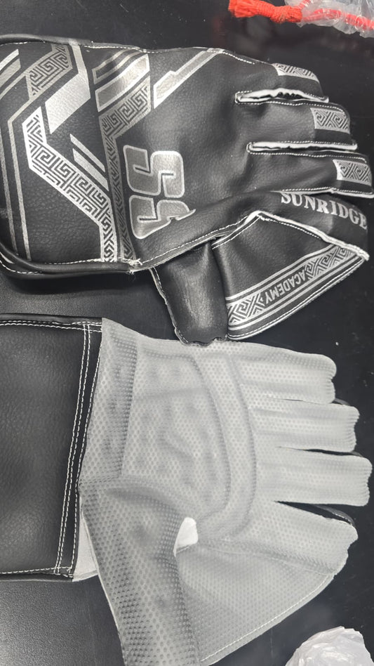 SS Academy Wicket Keeping Gloves