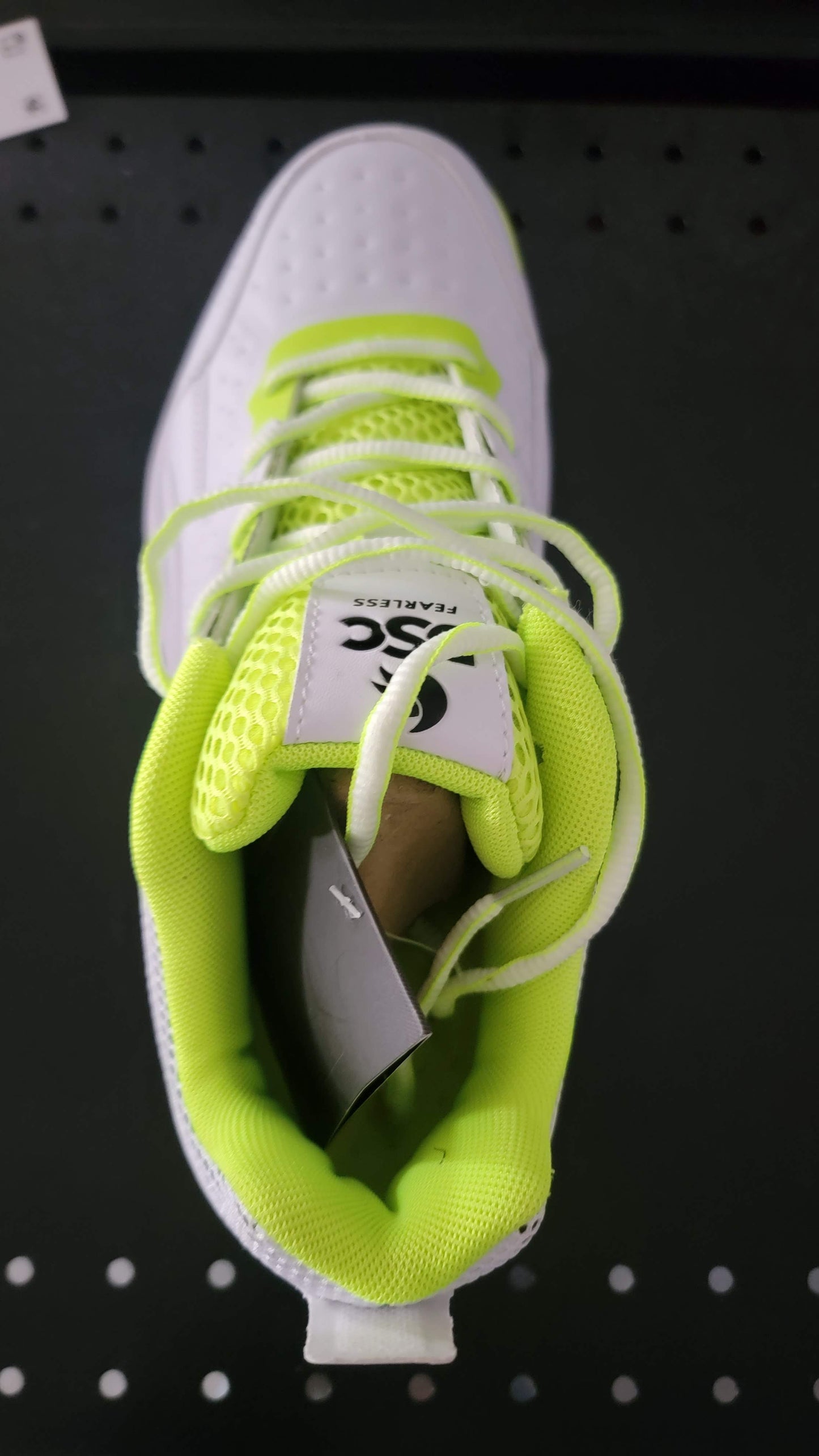 DSC Surge 2.0 Cricket Shoes