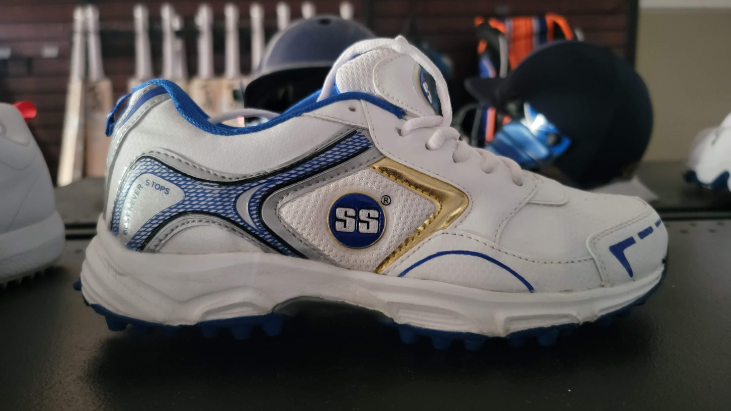 SS Golden Gutsy Rubber stud Shoes