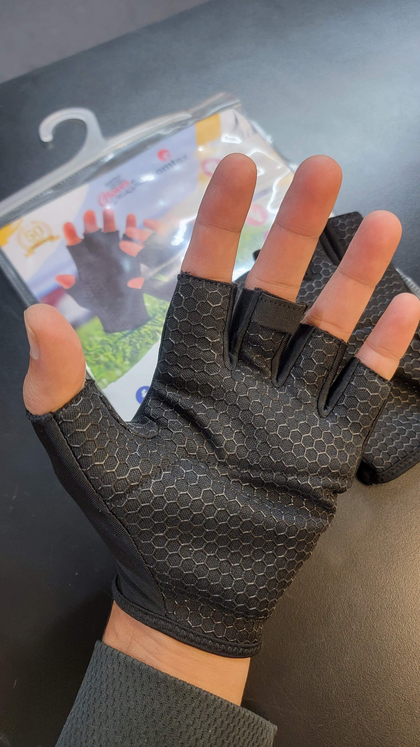 Cricket catching gloves 2.0 Omtex