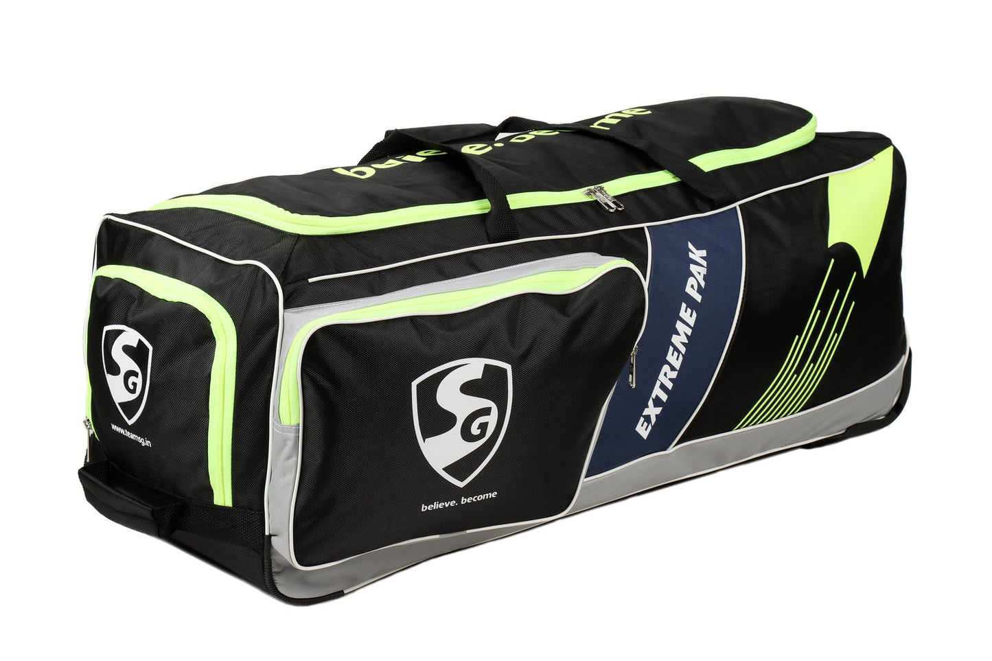 SG Extremepak kit bag with shoe compartment with wheel